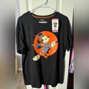 NWT Disney Minnie Mouse Halloween Family Tee